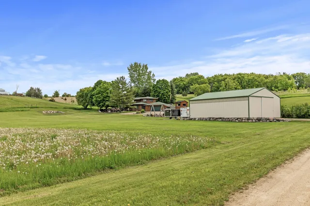 $690,000 | 22165 Harlow Avenue, Jordan, MN 55352