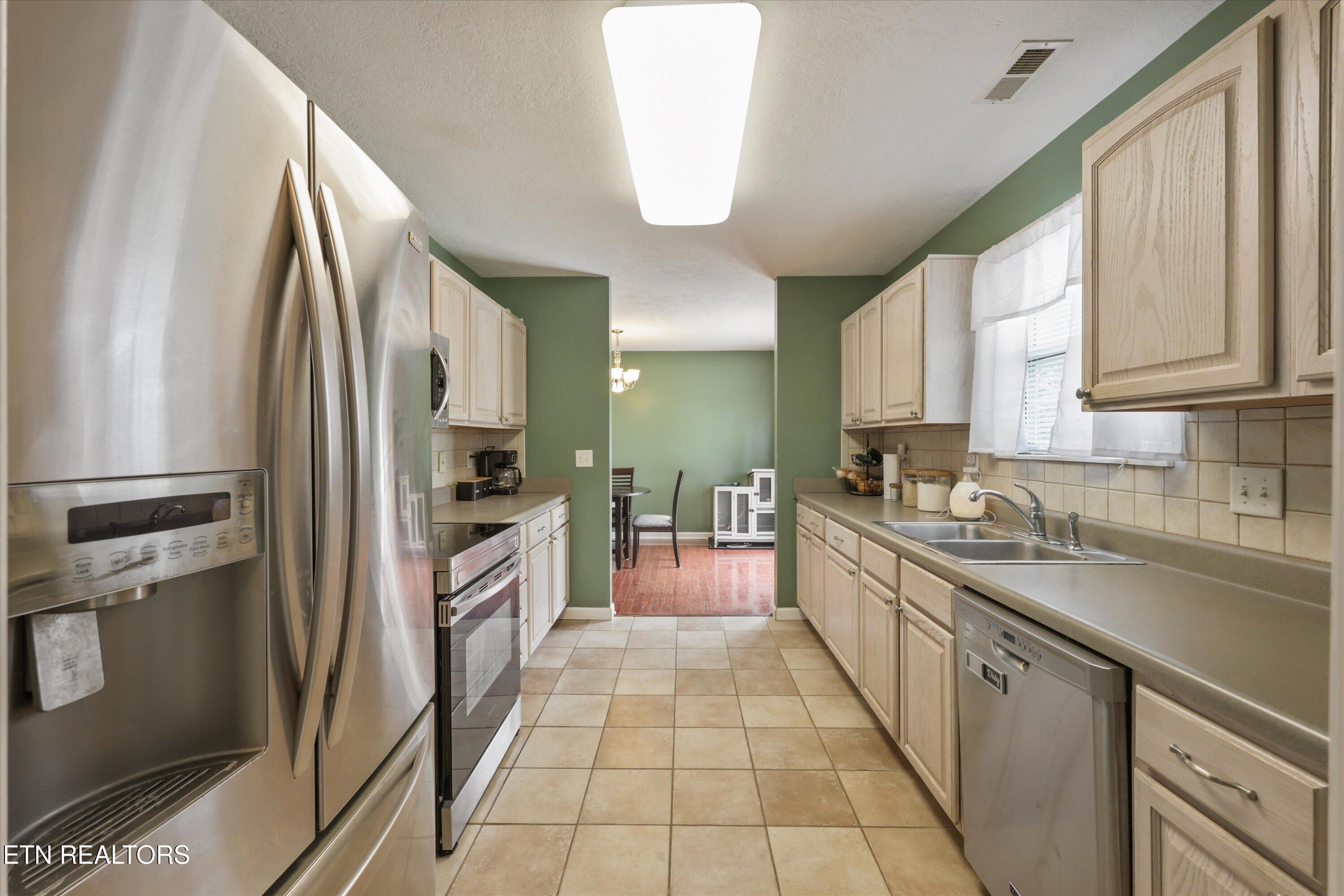 297 Booker Road Maynardville, TN 37807 - Photo 14 of 29 15-297 Booker Rd09