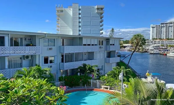 $1,750 | 13105 Ixora Court, Unit 107, North Miami, FL 33181