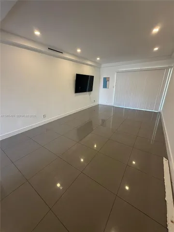 $1,950 | 13105 Ixora Court, Unit 107, North Miami, FL 33181