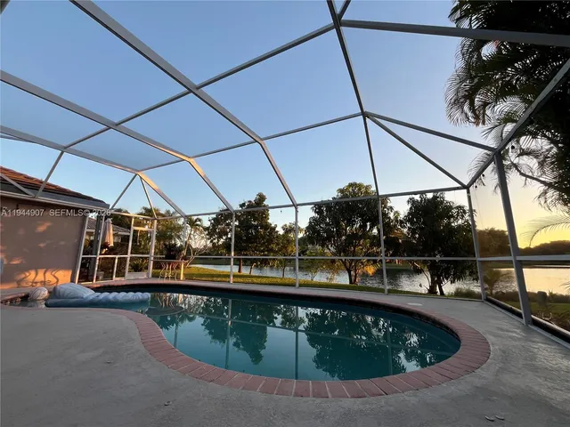 $1,129,000 | 700 Verona Court, Weston, FL 33326