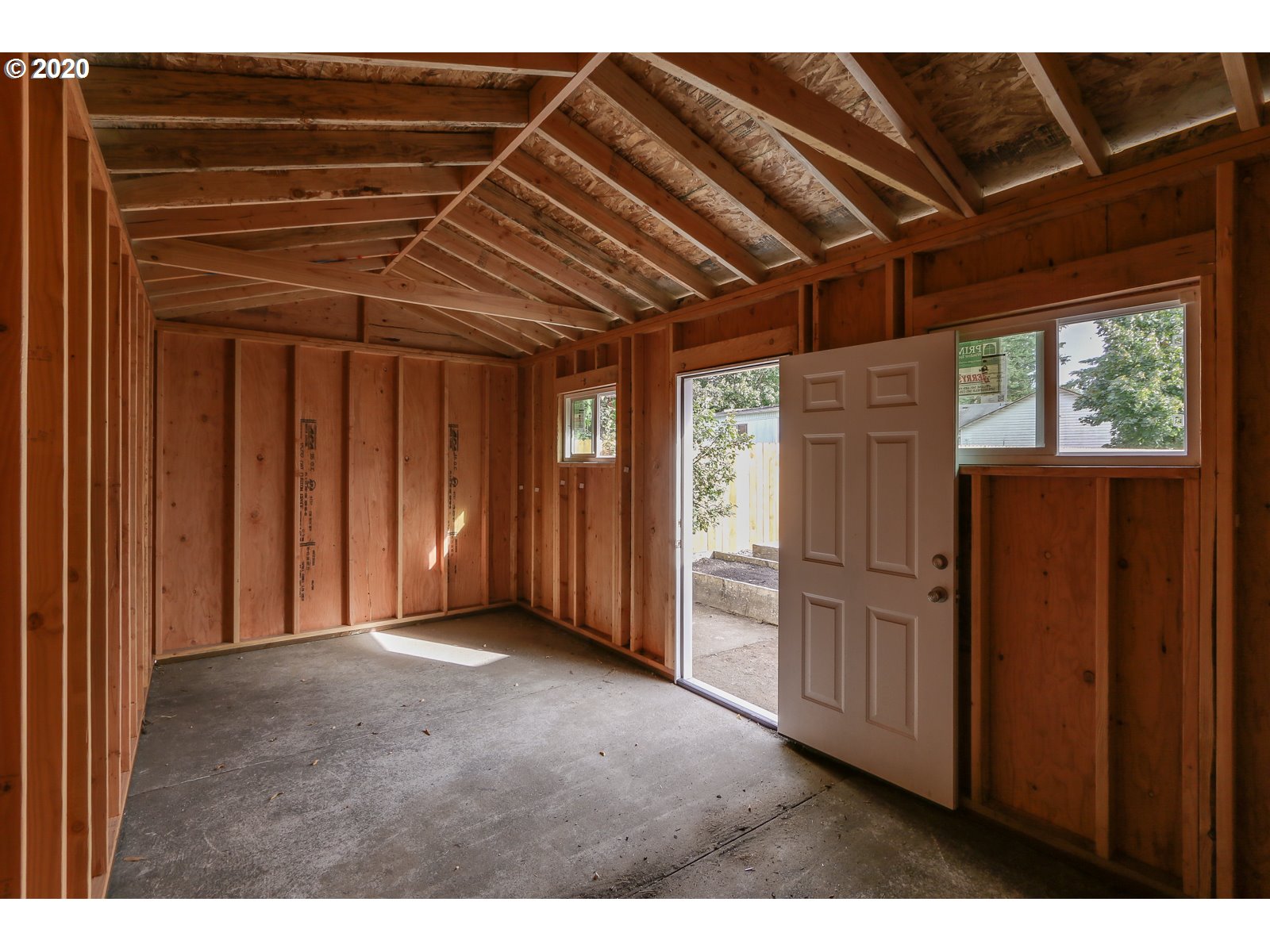 555 South 51st Place Springfield, OR 97478 - Photo 25 of 29