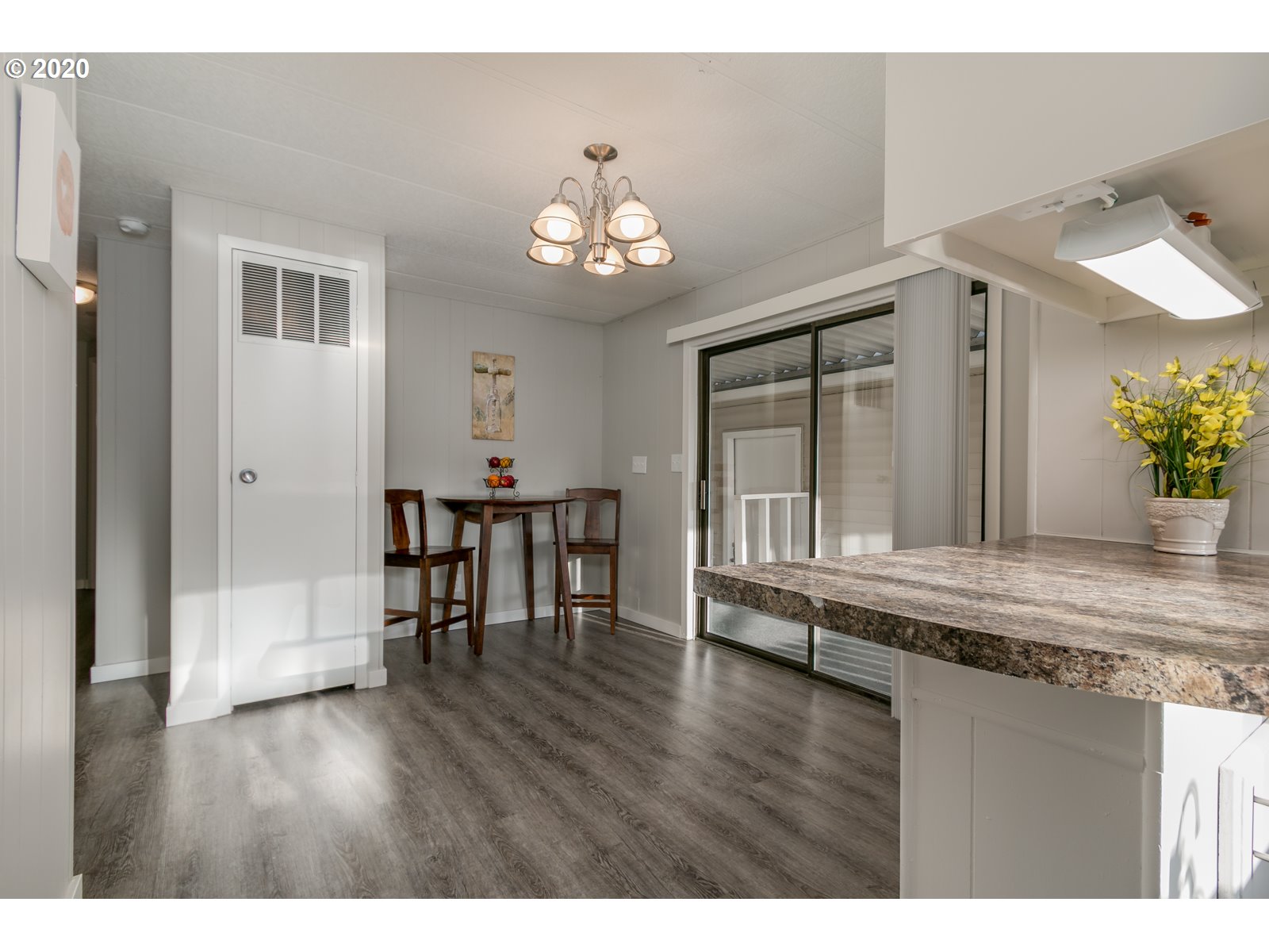 555 South 51st Place Springfield, OR 97478 - Photo 10 of 29