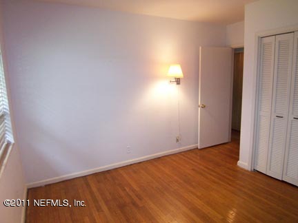 945 Waterman Road North Jacksonville, FL 32207 - Photo 11 of 16 Bedroom 2