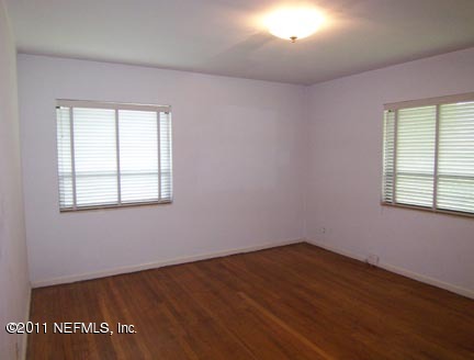 945 Waterman Road North Jacksonville, FL 32207 - Photo 12 of 16 Bedroom 3