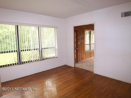 945 Waterman Road North Jacksonville, FL 32207 - Photo 6 of 16 Formal dining room