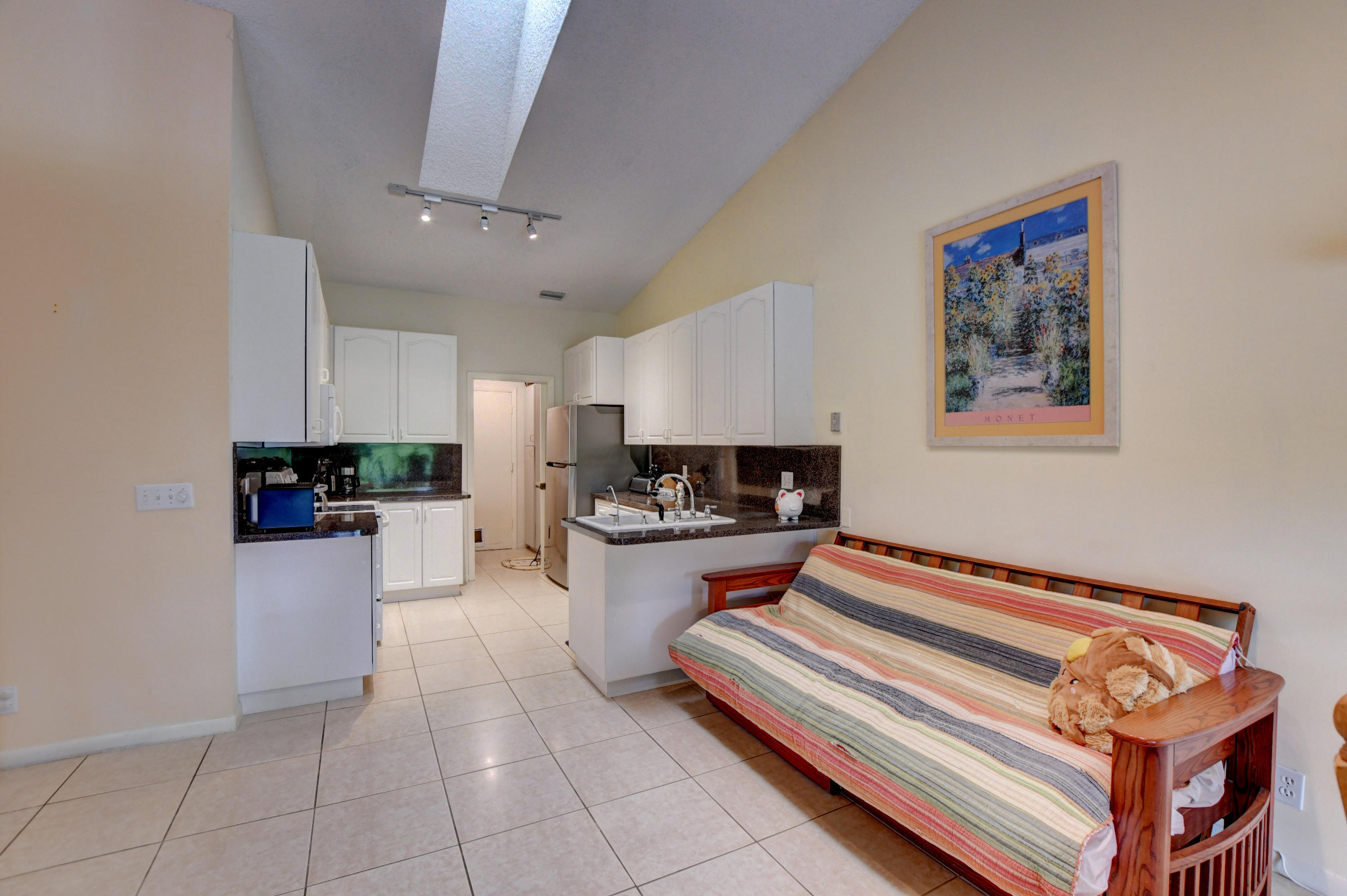 8746 Eagle Run Drive Boca Raton, FL 33434 - Photo 17 of 53 Kitchen