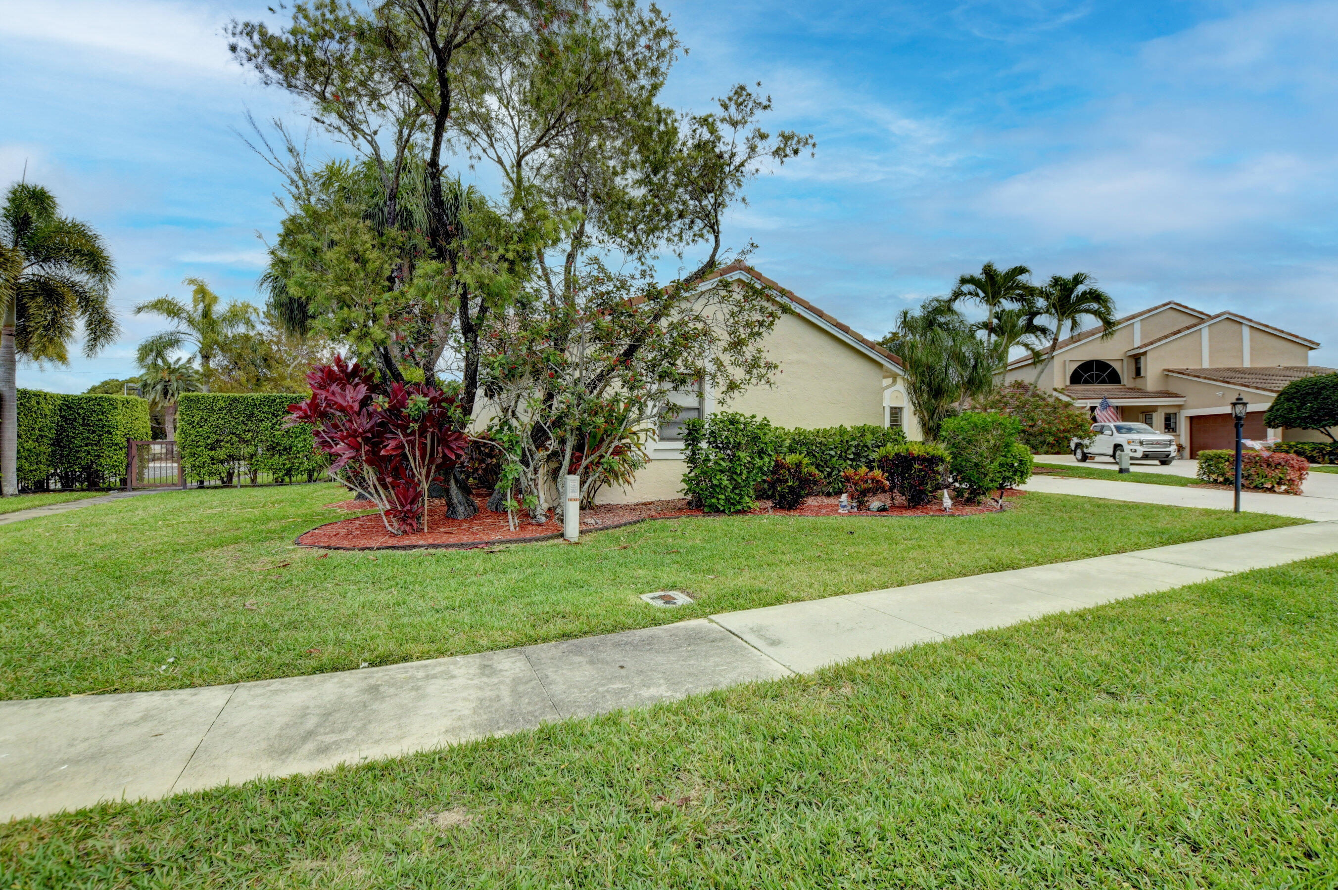 8746 Eagle Run Drive Boca Raton, FL 33434 - Photo 3 of 53 Property