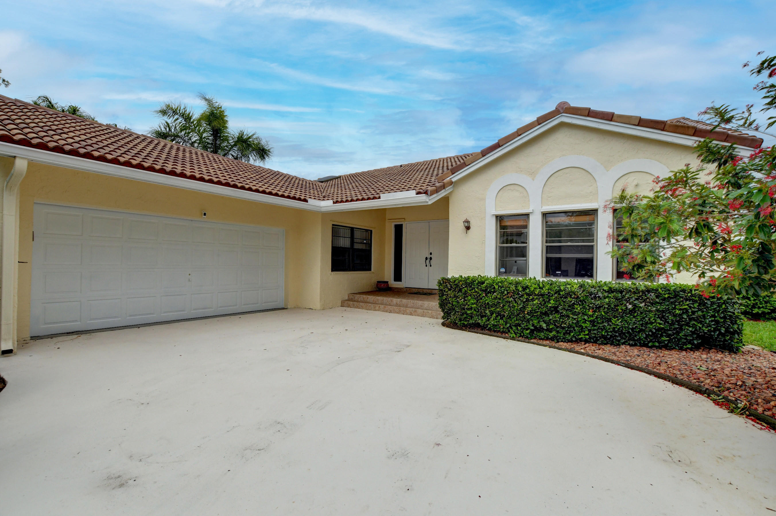 8746 Eagle Run Drive Boca Raton, FL 33434 - Photo 5 of 53 Property