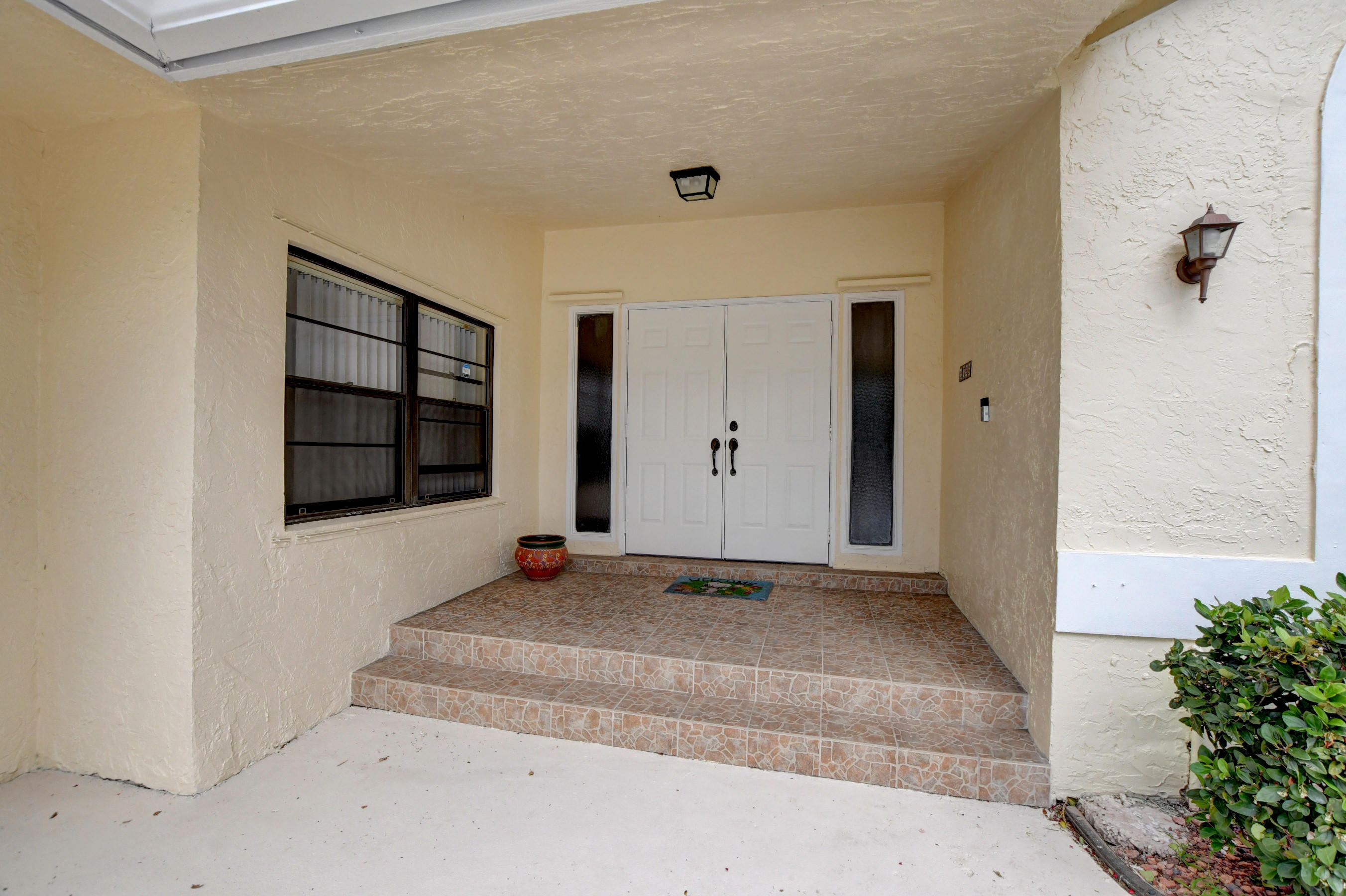 8746 Eagle Run Drive Boca Raton, FL 33434 - Photo 6 of 53 Entrance
