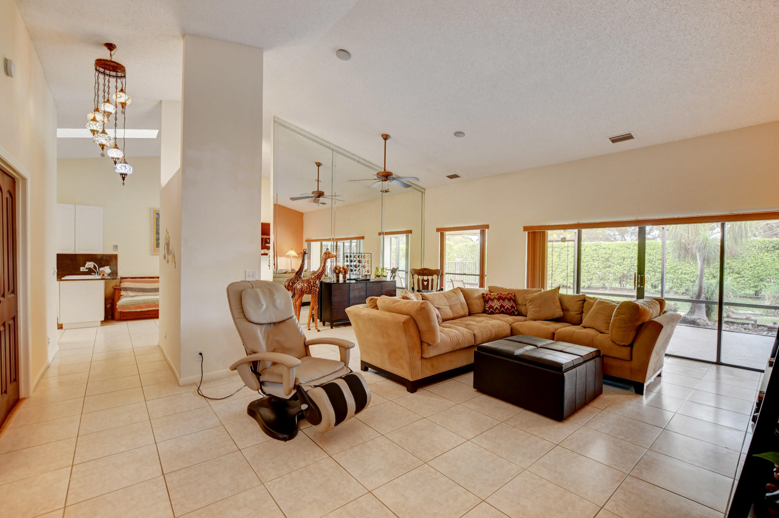 8746 Eagle Run Drive Boca Raton, FL 33434 - Photo 8 of 53 Living Room