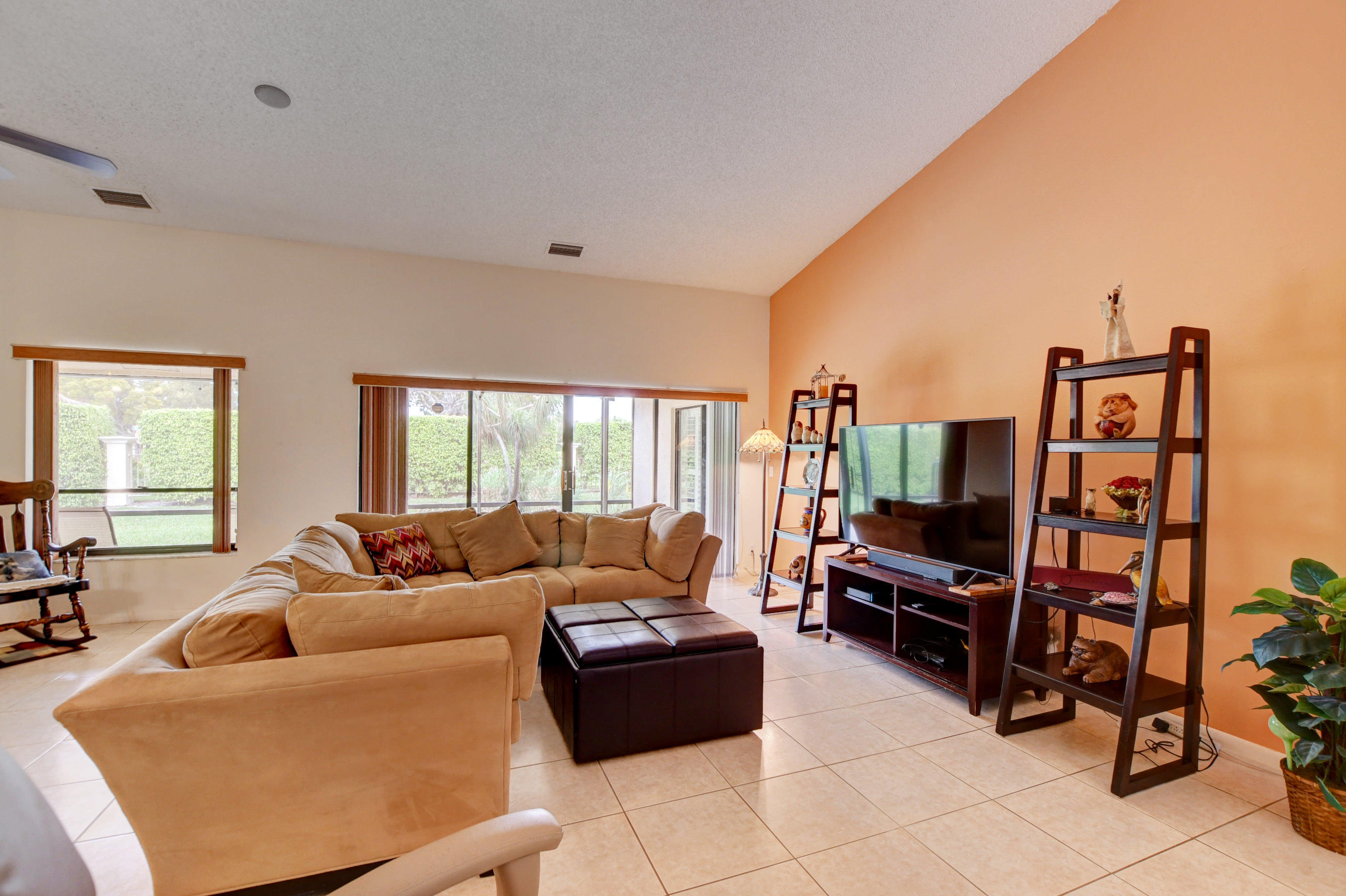 8746 Eagle Run Drive Boca Raton, FL 33434 - Photo 9 of 53 Living Room