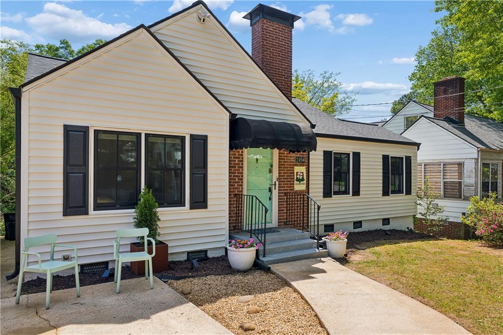 2494 Batavia Street Atlanta, GA 30344 - Photo 2 of 48 a view of a house with sitting area