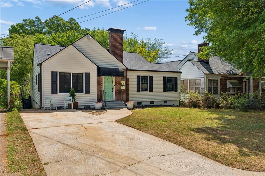 2494 Batavia Street Atlanta, GA 30344 - Photo 3 of 48 a house with yard in front of it