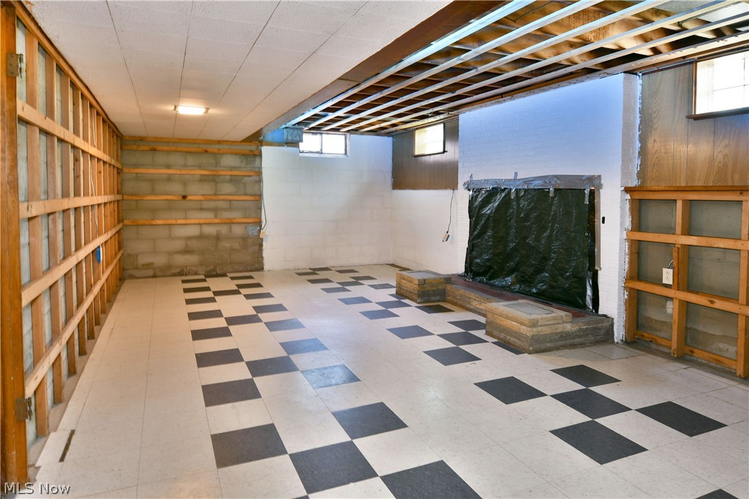 2141 North Road Northeast Warren, OH 44483 - Photo 44 of 50