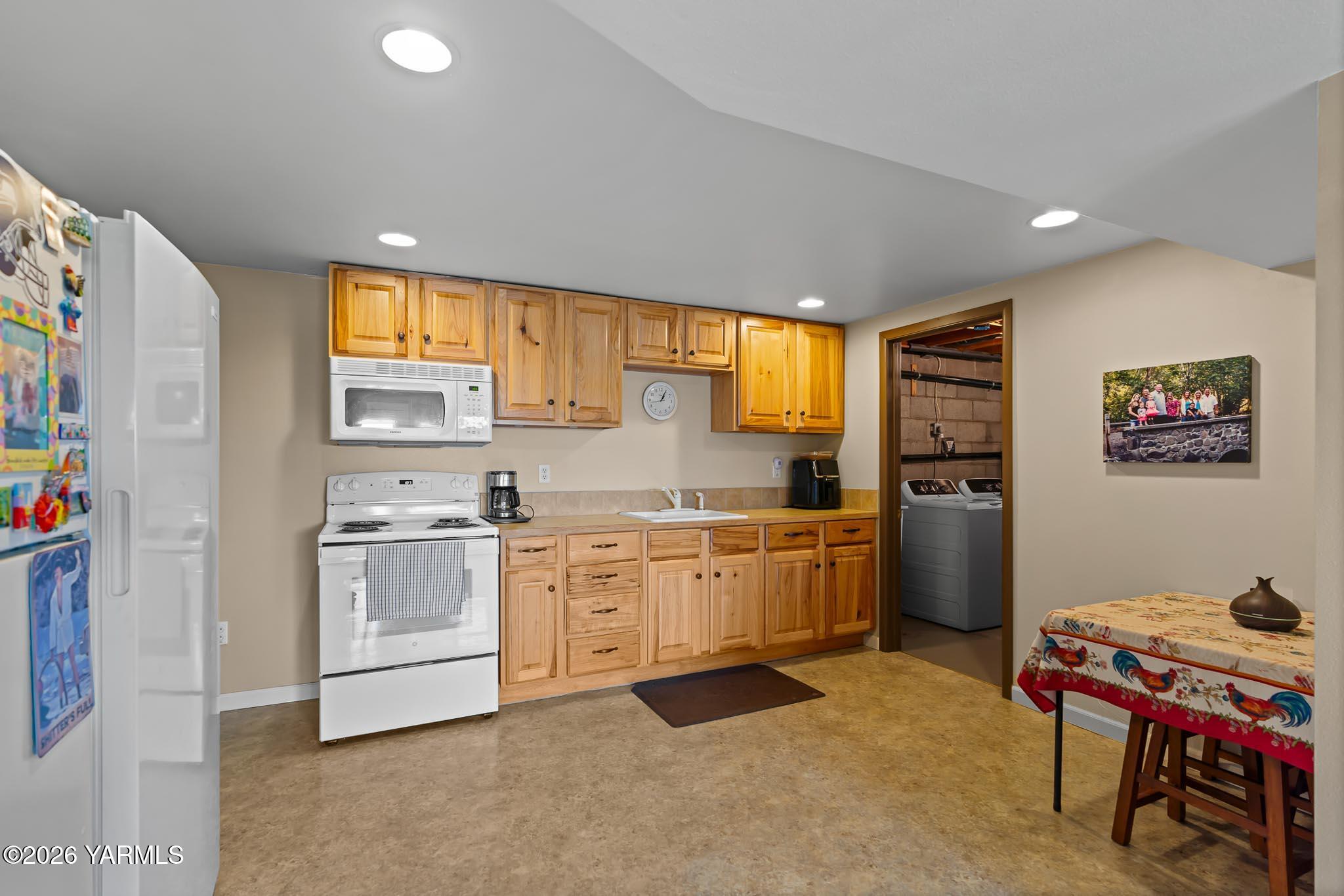 1007 Meadowbrook Road Yakima, WA 98903 - Photo 31 of 47 1007 Meadowbrook Rd-21