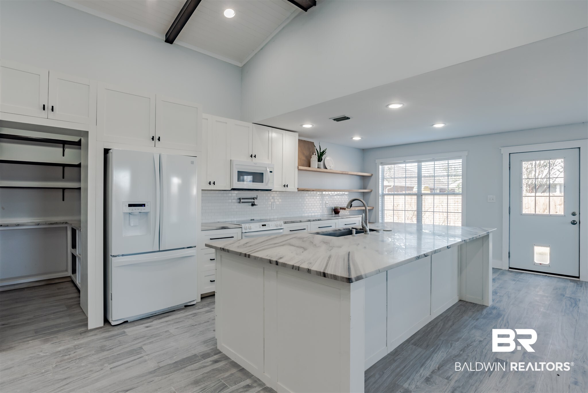 2655 Hampton Park Circle Foley, AL 36535 - Photo 4 of 25