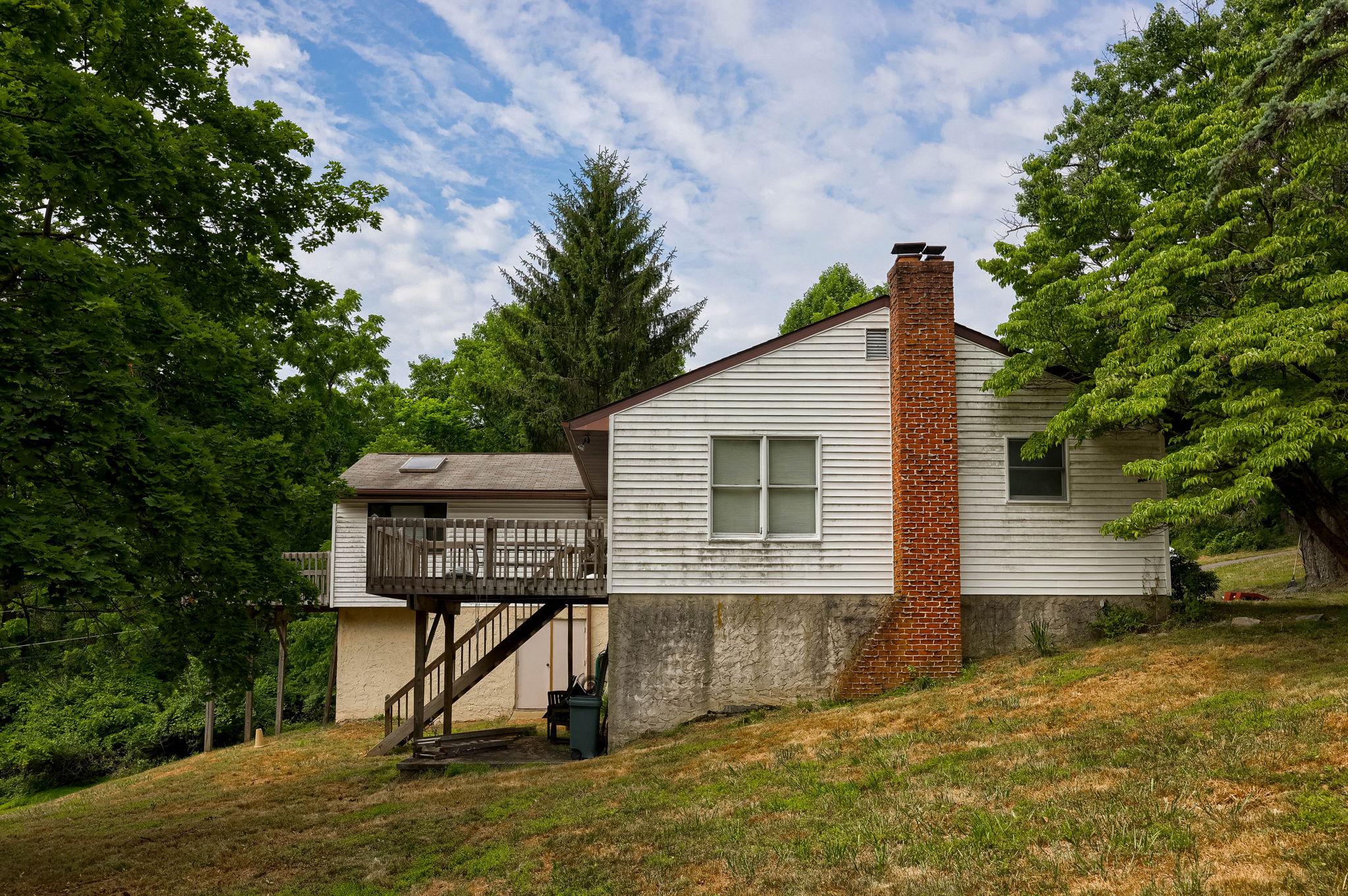 49 Preston Road Reading, PA 19608 - Photo 27 of 42 Bring your vision!