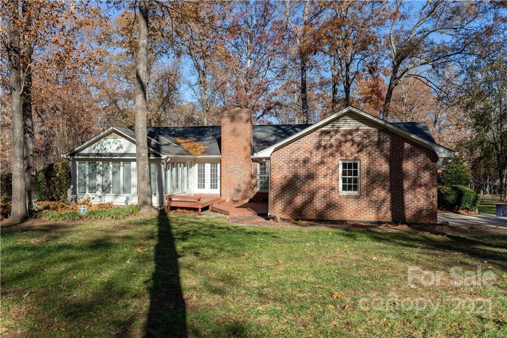 486 Riding Trail Road York, SC 29745 - Photo 5 of 43 Gallery Image 5