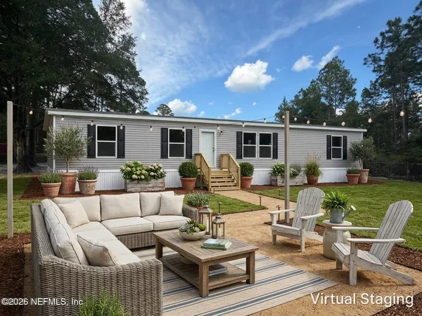 $249,900 | 114 Nutmeg Trail, Interlachen, FL 32148
