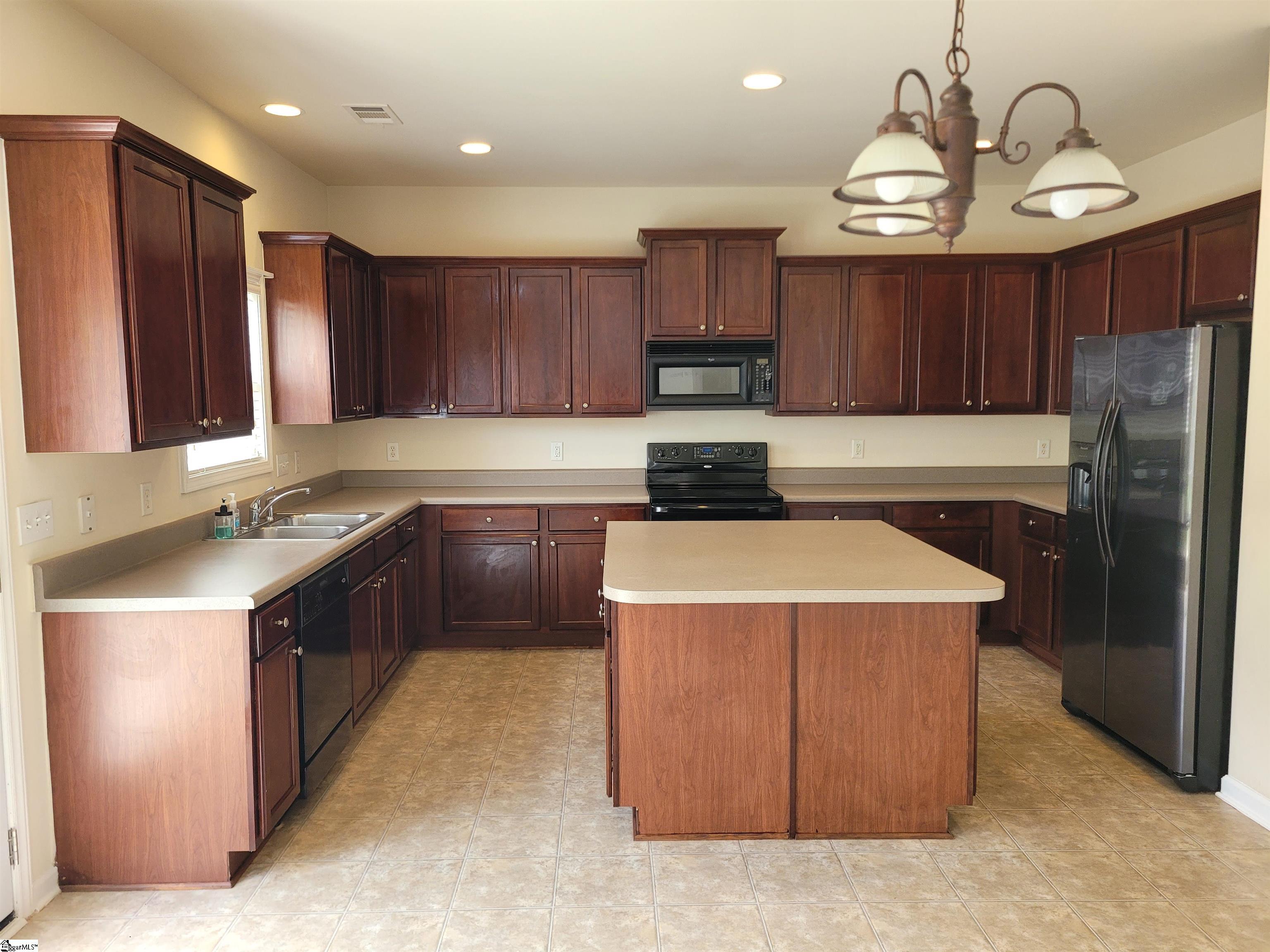 19 Rivanna Lane Greenville, SC 29607 - Photo 4 of 25 Gallery Image 4