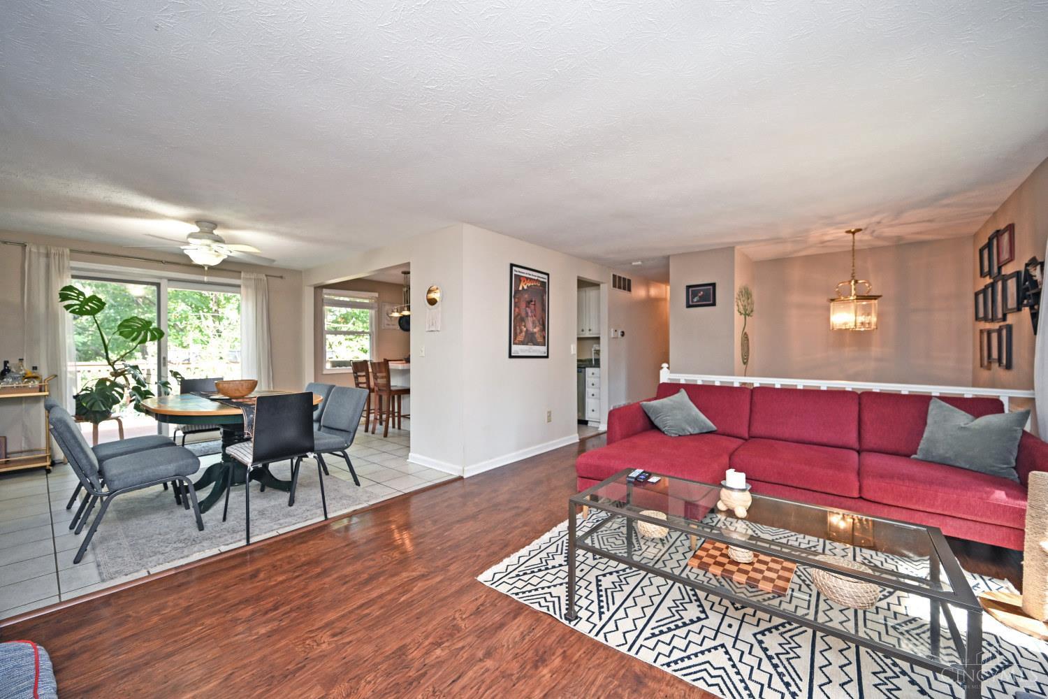 2590 Hunt Road Cincinnati, OH 45236 - Photo 13 of 59
