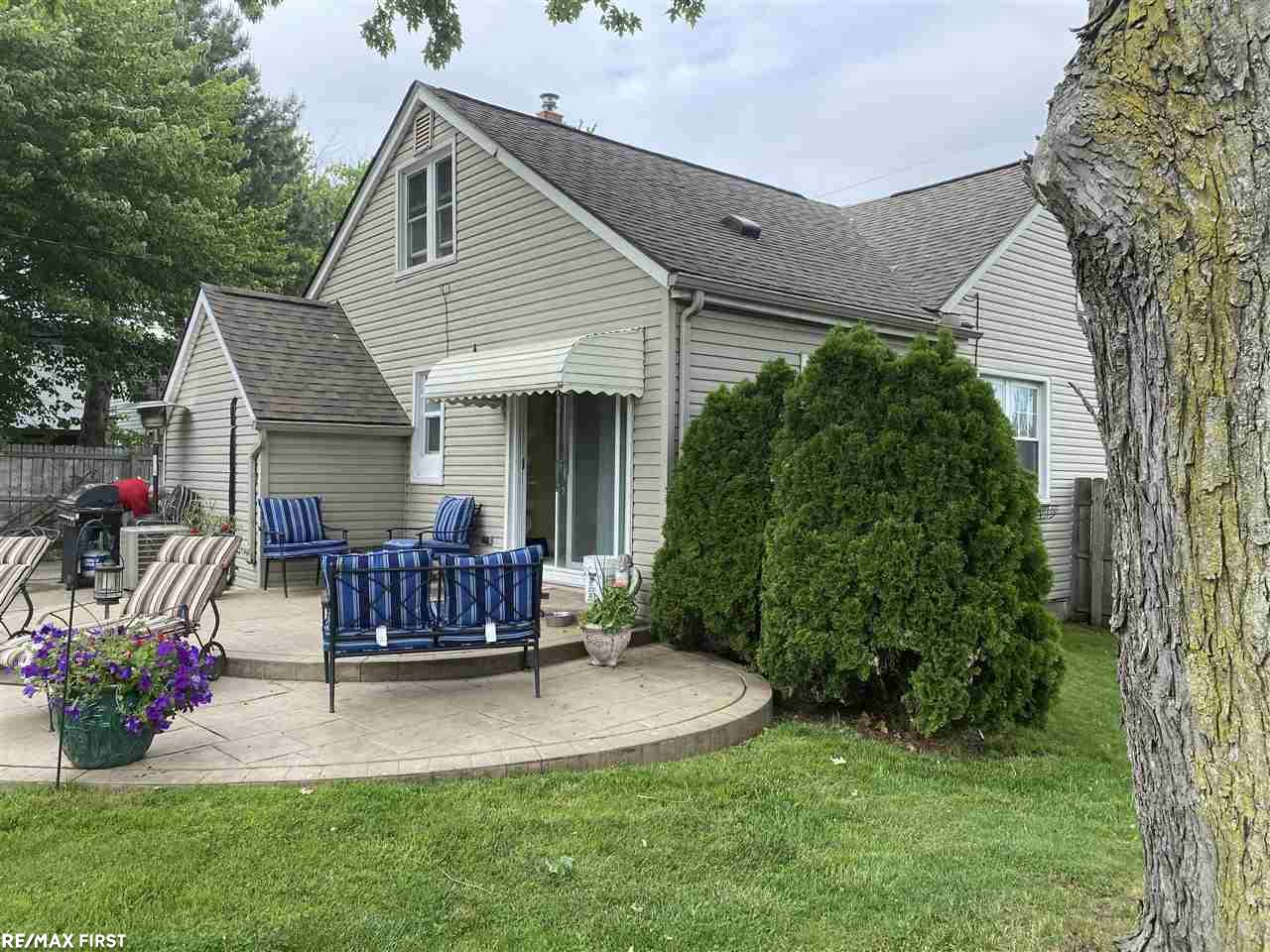 30056 Schoenherr Road Warren, MI 48088 - Photo 37 of 41