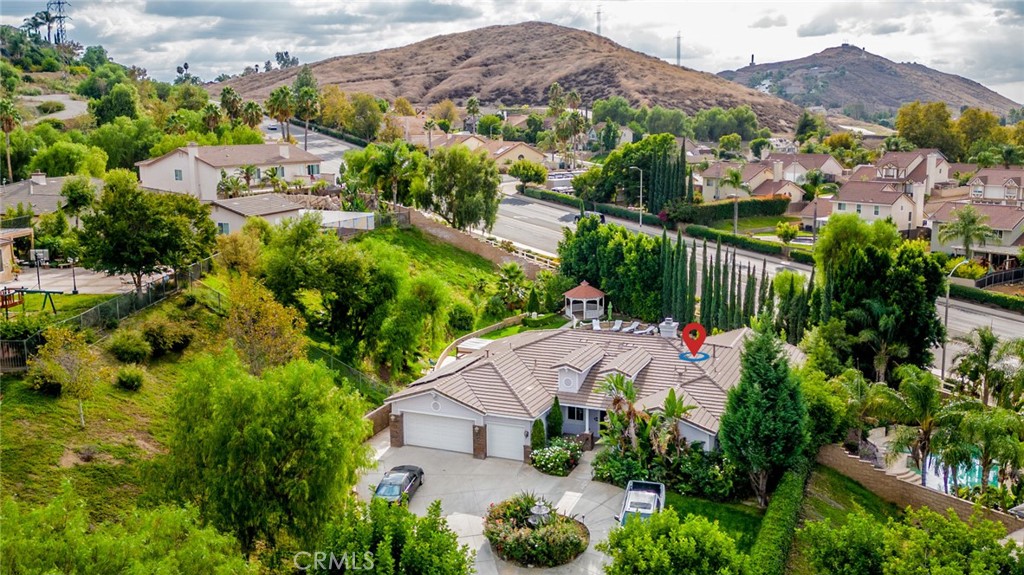 an aerial view of multiple house