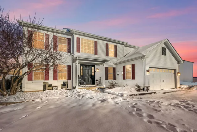 $350,000 | 39 West Bluebell Avenue, Cortland, IL 60112