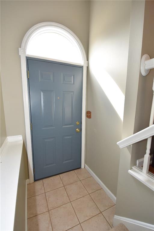 72 Springmeadow Court Pittsburgh, PA 15236 - Photo 2 of 24 Gallery Image 2