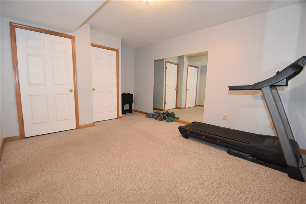 72 Springmeadow Court Pittsburgh, PA 15236 - Photo 19 of 24 Gallery Image 19