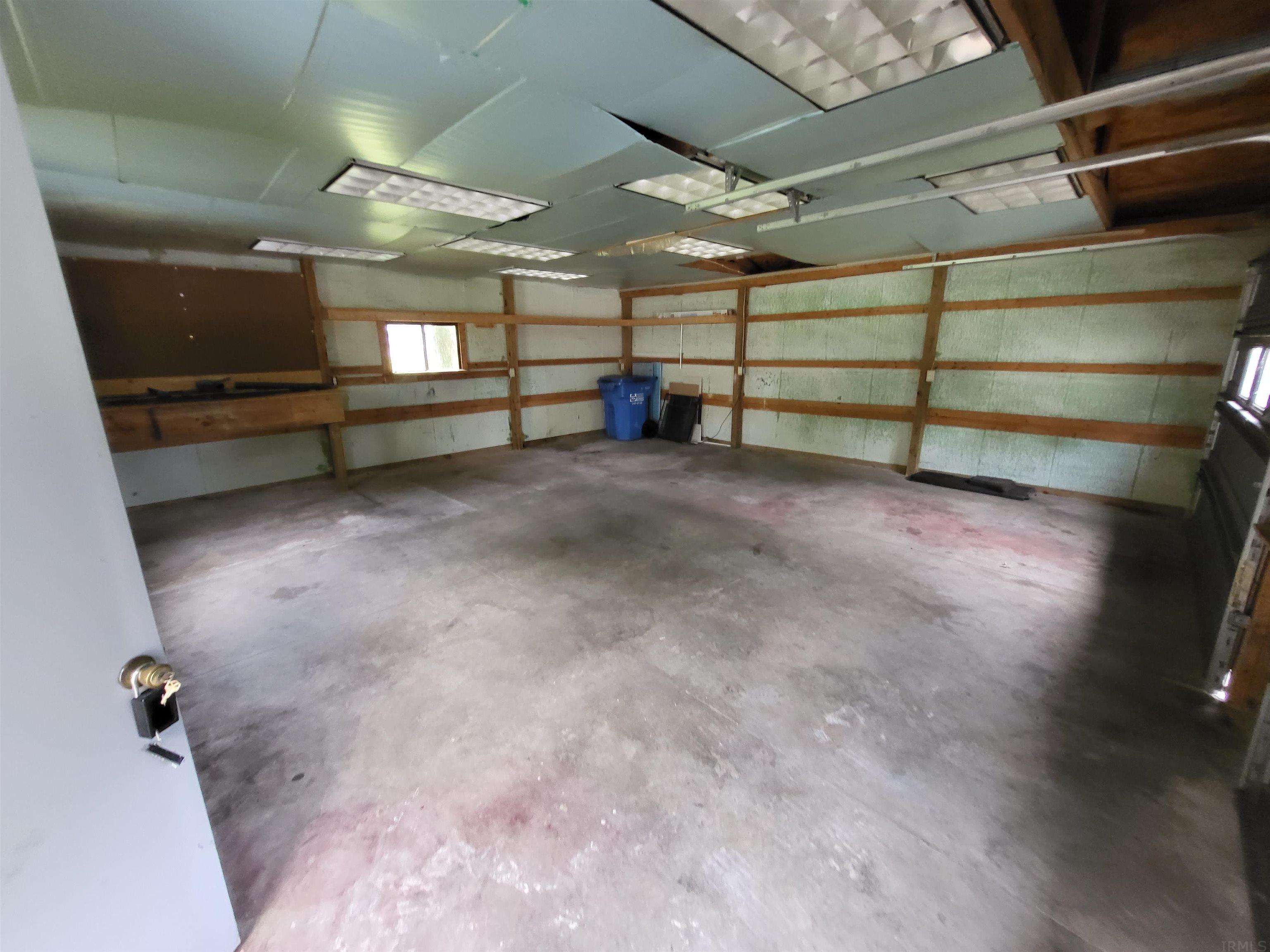 7082 East Harrold Road Churubusco, IN 46723 - Photo 12 of 22 Gallery Image 12