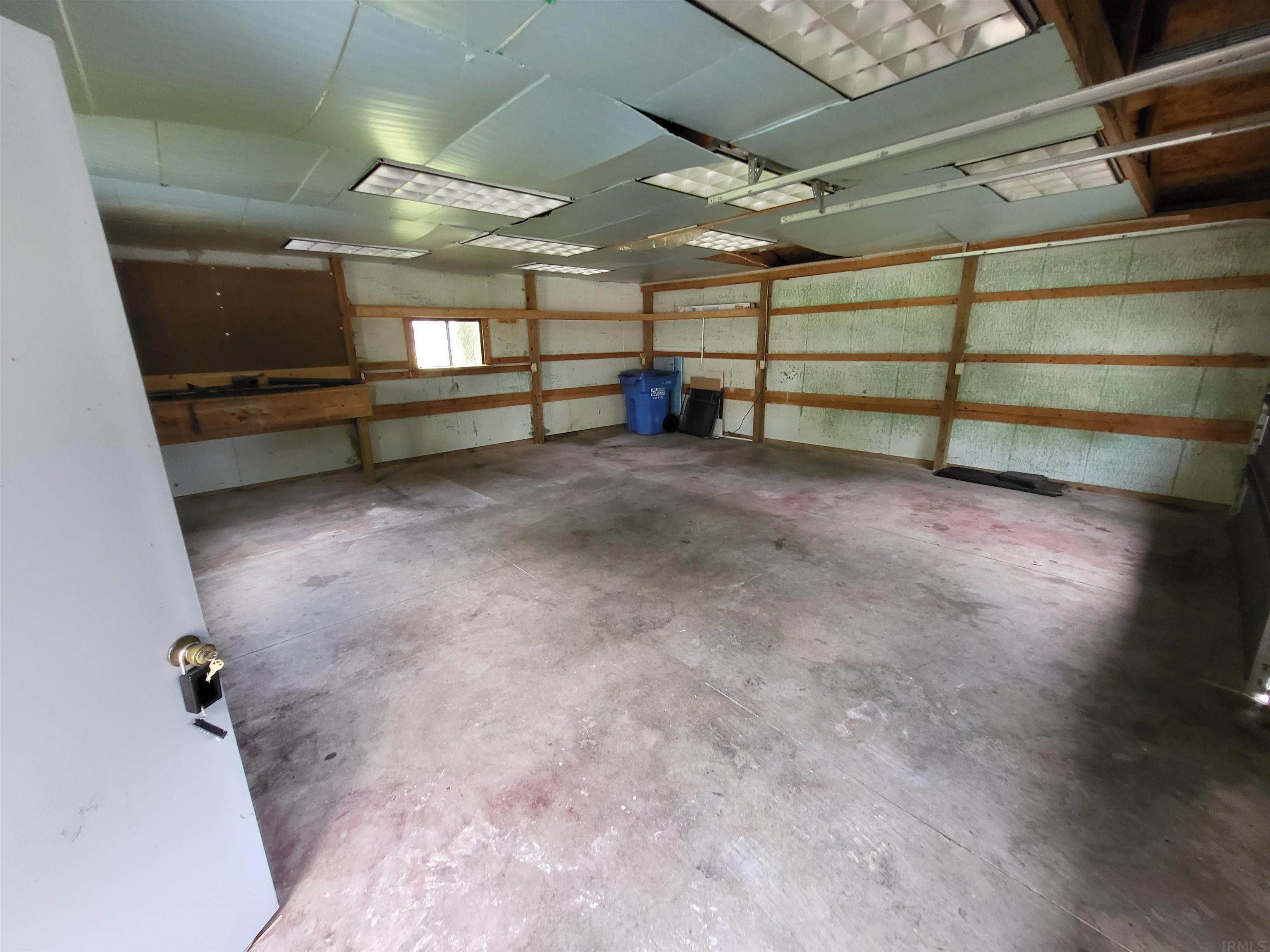 7082 East Harrold Road Churubusco, IN 46723 - Photo 13 of 22 Gallery Image 13