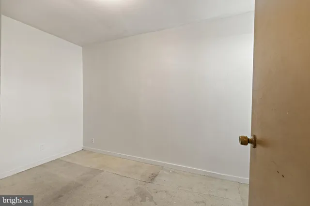 $100,000 | 2950 B Street, Philadelphia, PA 19134