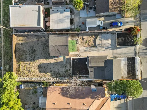 $2,300 | 906 North Allen Street, Banning, CA 92220