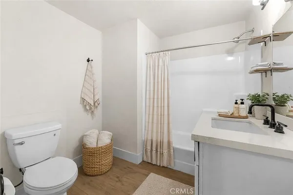 $2,300 | 906 North Allen Street, Banning, CA 92220