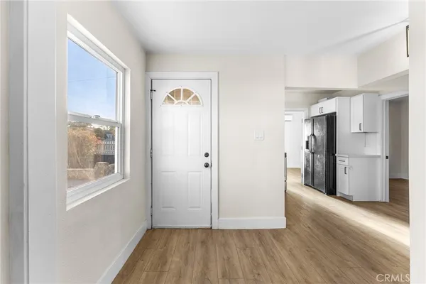 $2,300 | 906 North Allen Street, Banning, CA 92220