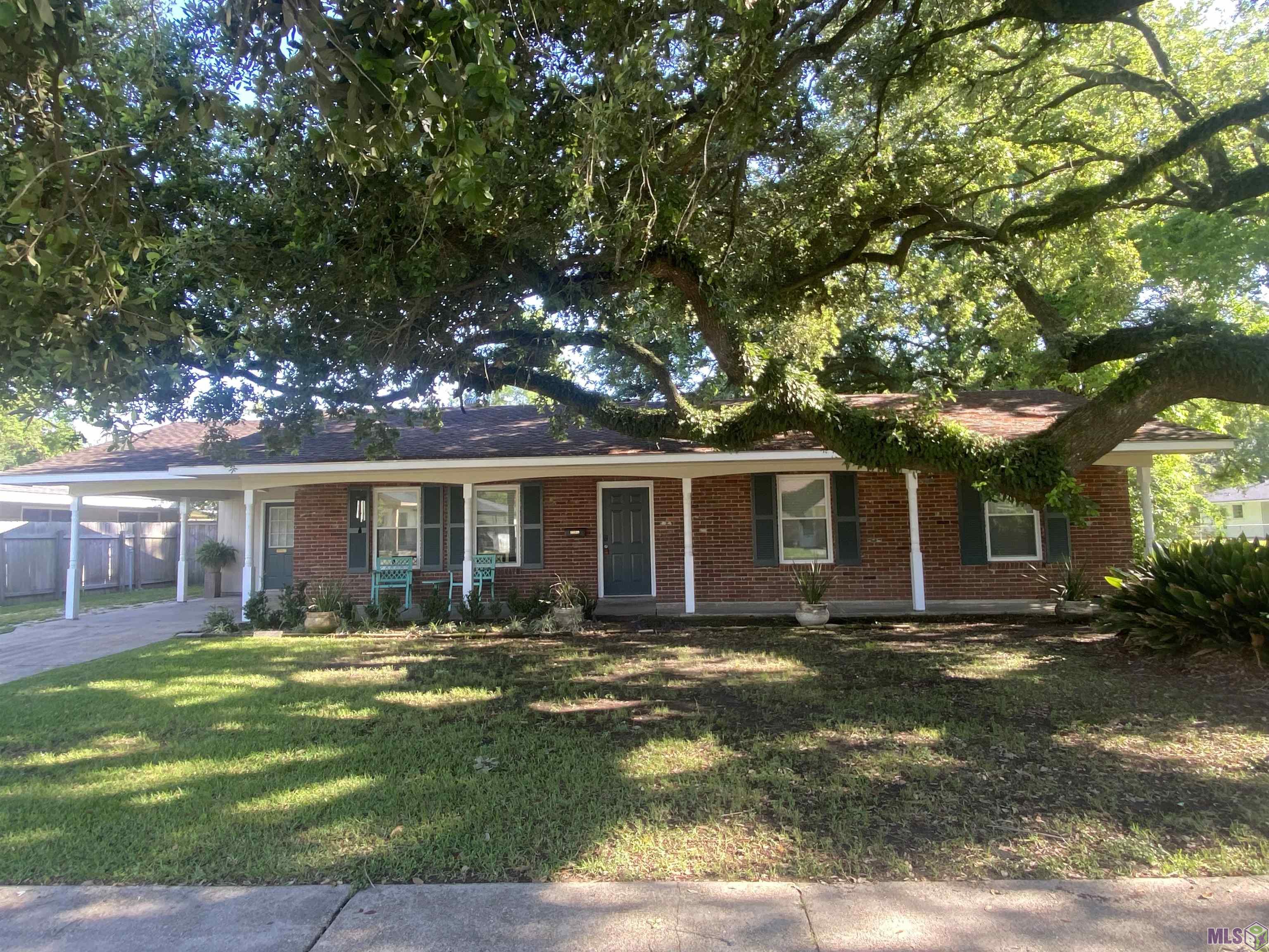 10322 Lebanon Street Baton Rouge, LA 70816 - Photo 2 of 20 Gallery Image 2