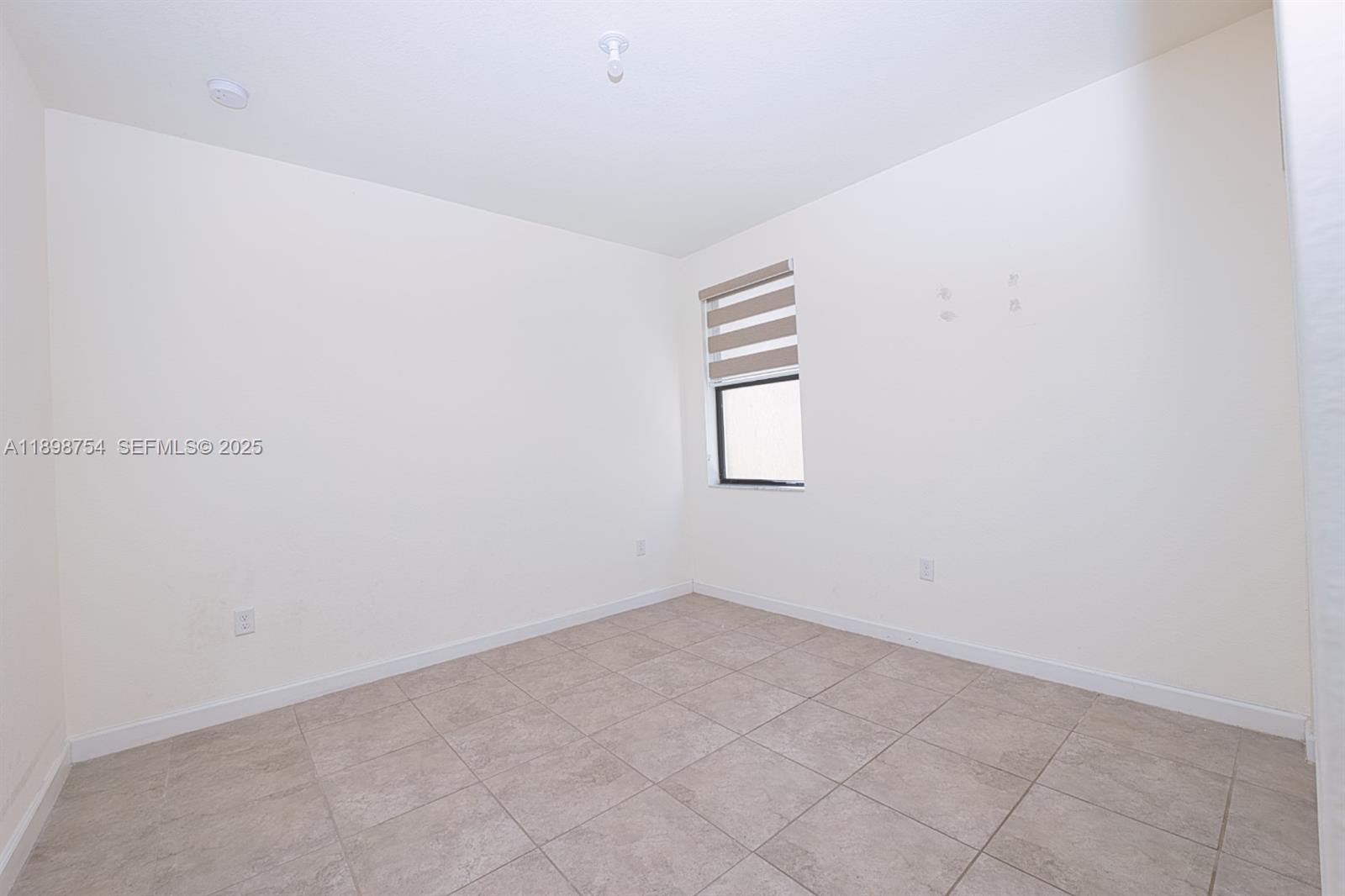 3412 West 103rd Terrace Hialeah, FL 33018 - Photo 14 of 44