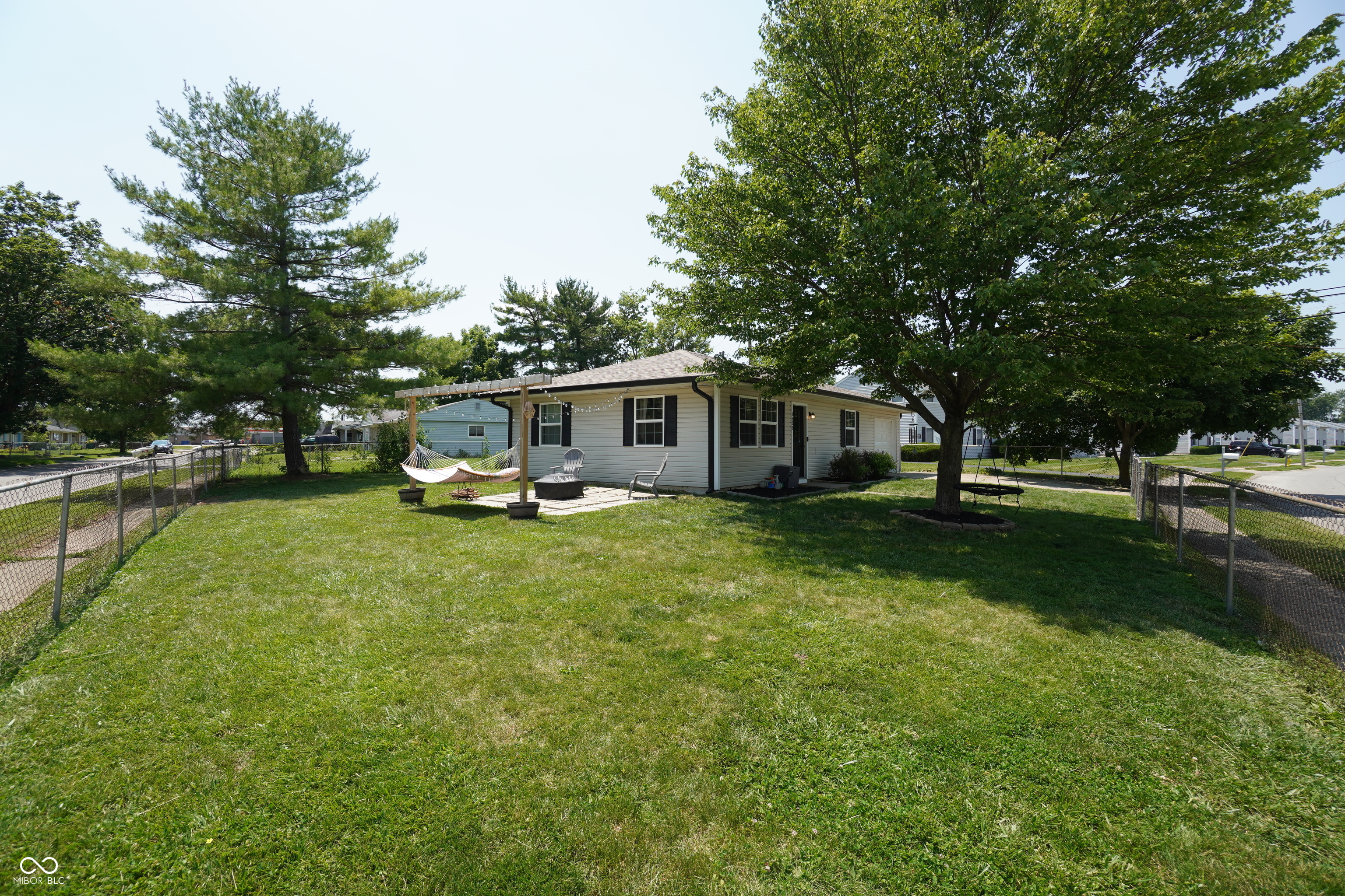1520 Lochry Road Franklin, IN 46131 - Photo 4 of 16 Gallery Image 4
