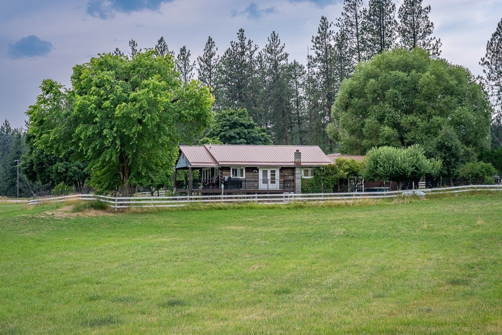 4 Courtier Road Thompson Falls, MT 59873 - Photo 2 of 43 Gallery Image 2