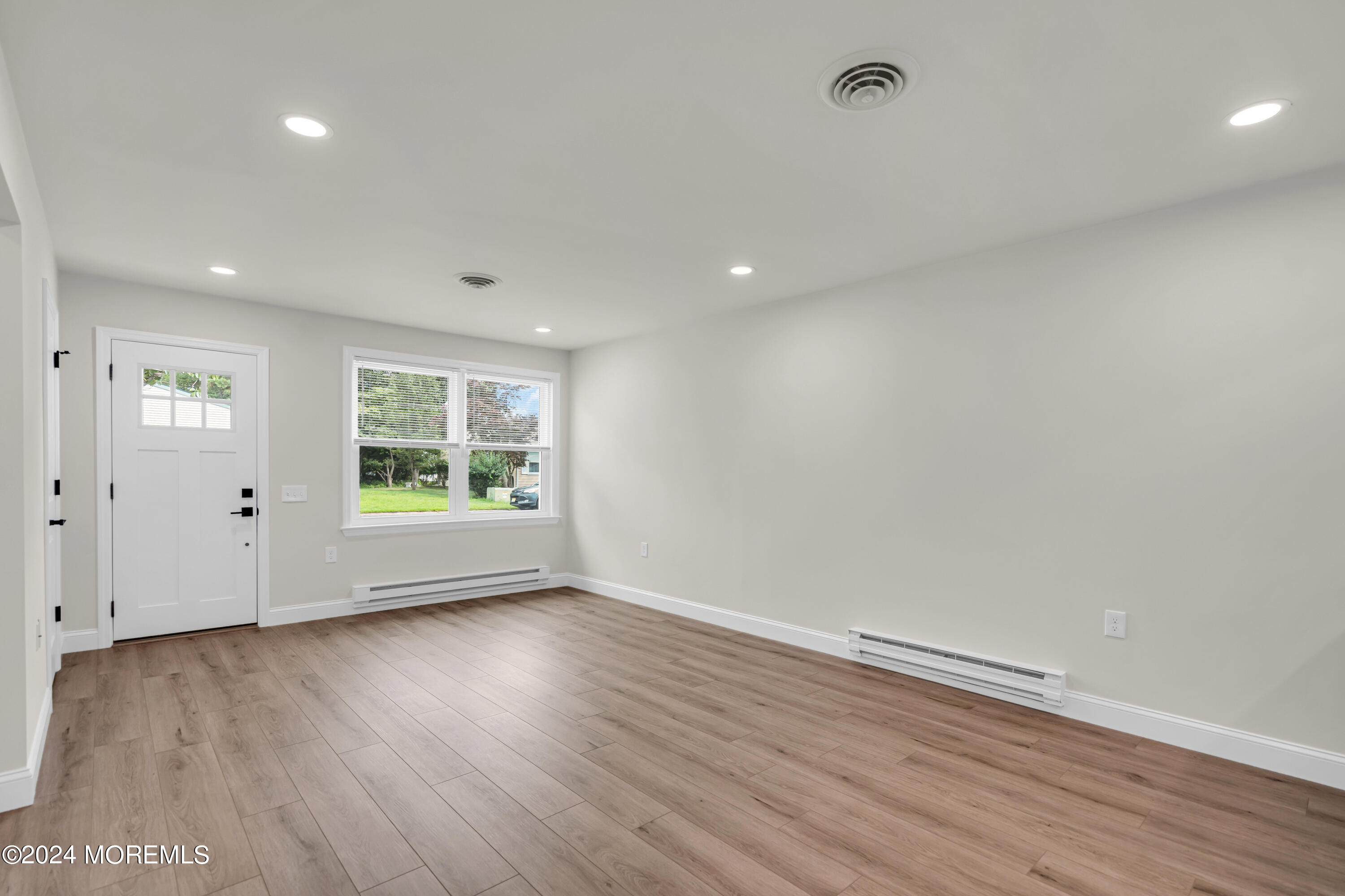 1 Hummingbird Lane Whiting, NJ 08759 - Photo 11 of 32 011_2024-07-23_15.36.03-1_375