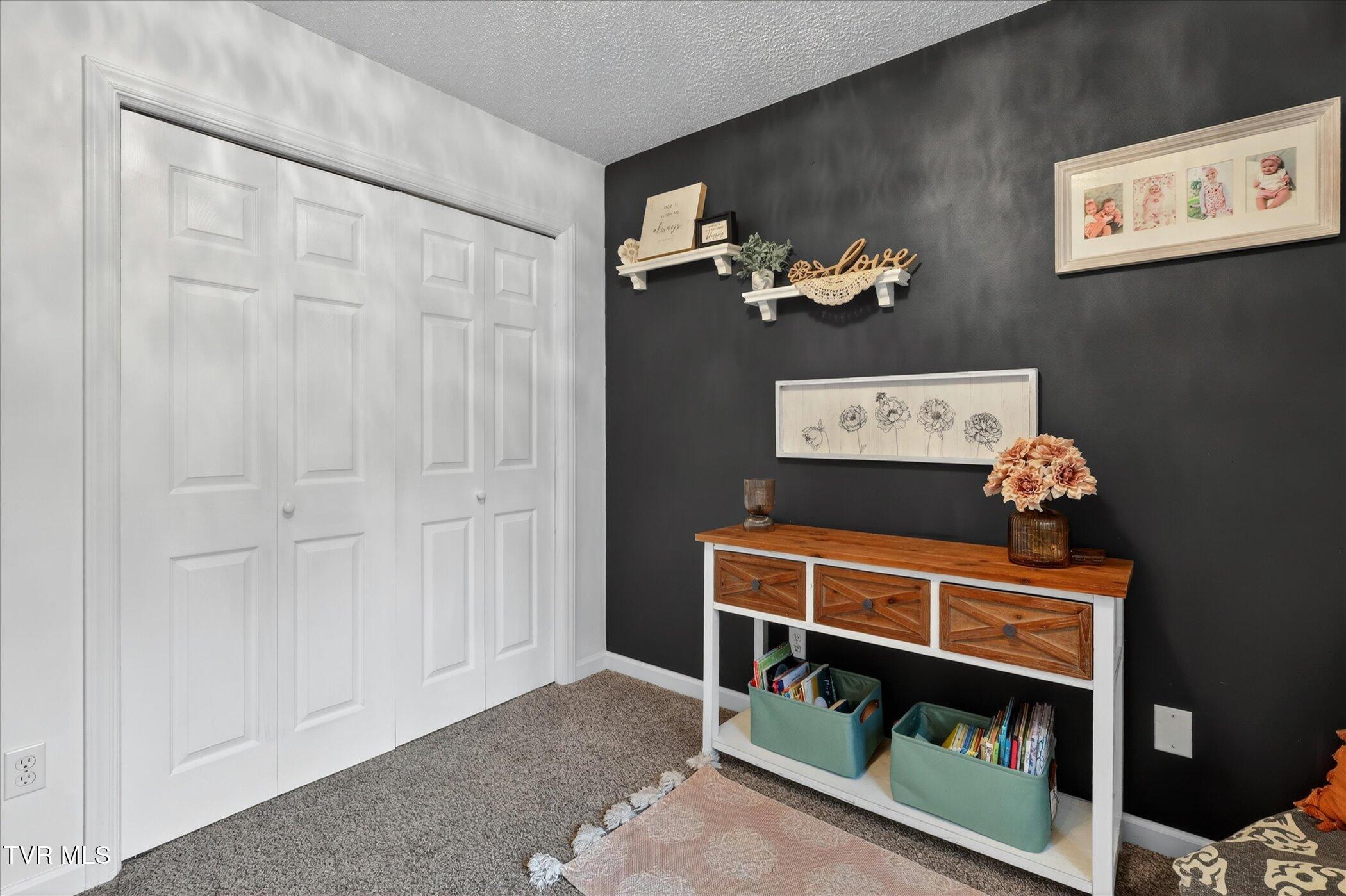 4020 Cooks Inlet Road Kingsport, TN 37664 - Photo 19 of 28 22-4020-Cooks-Inlet-Road-WindowStill