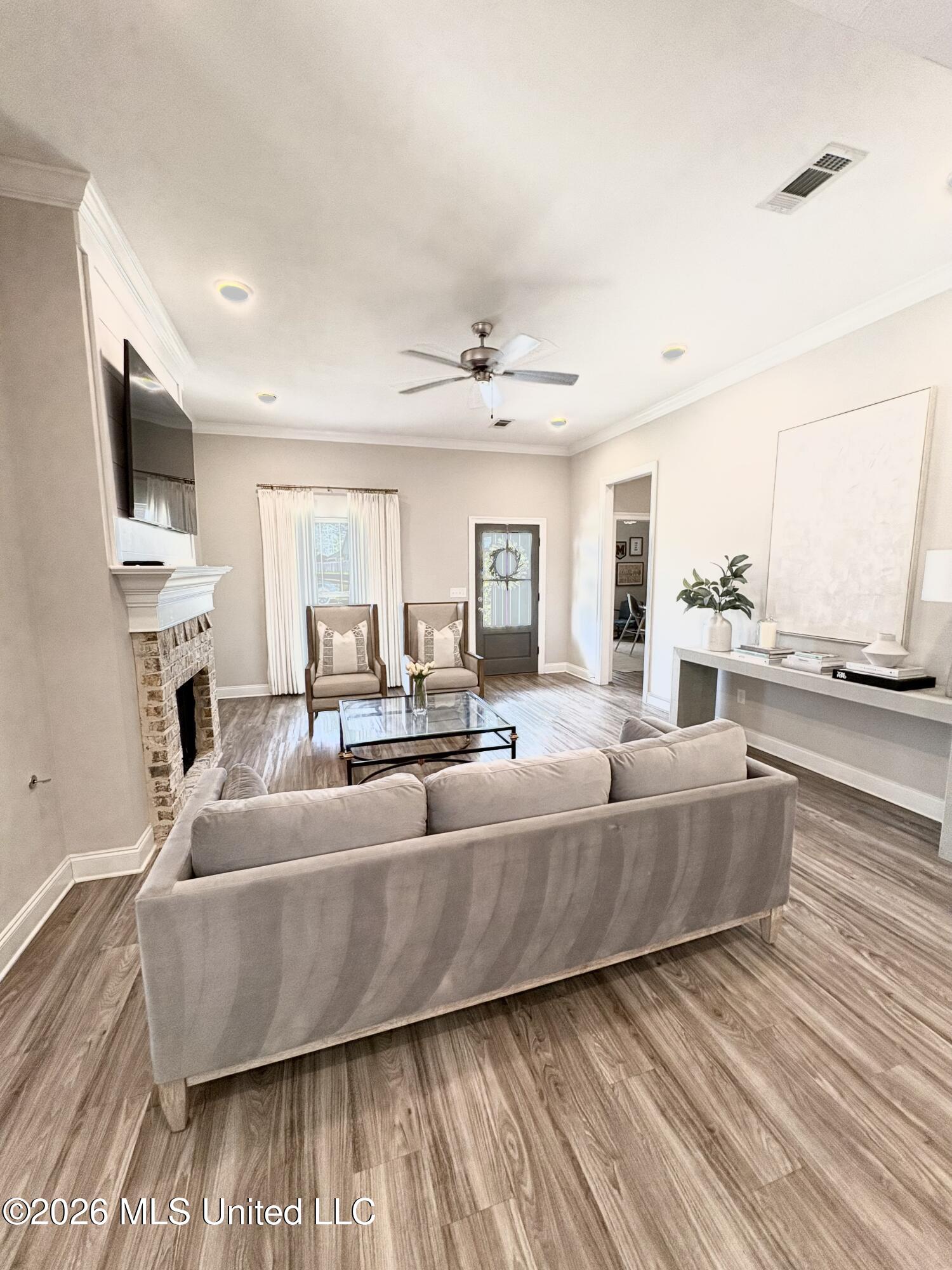 705 Heartwood Lane Brandon, MS 39042 - Photo 3 of 21 Living Area