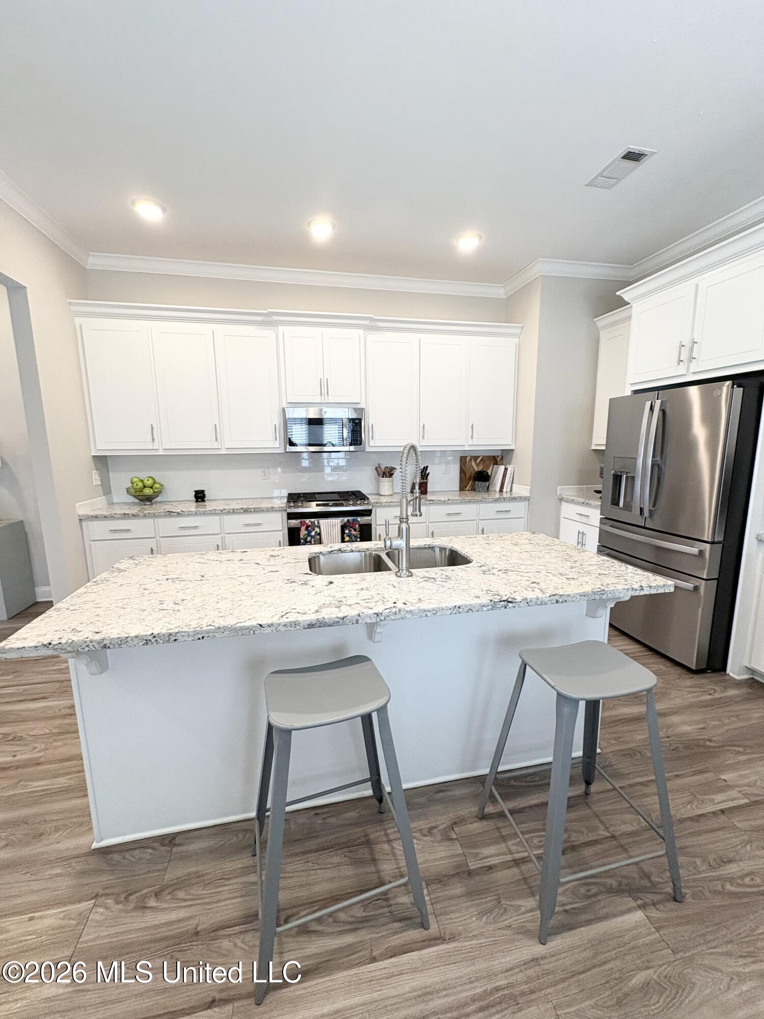 705 Heartwood Lane Brandon, MS 39042 - Photo 6 of 21 Kitchen