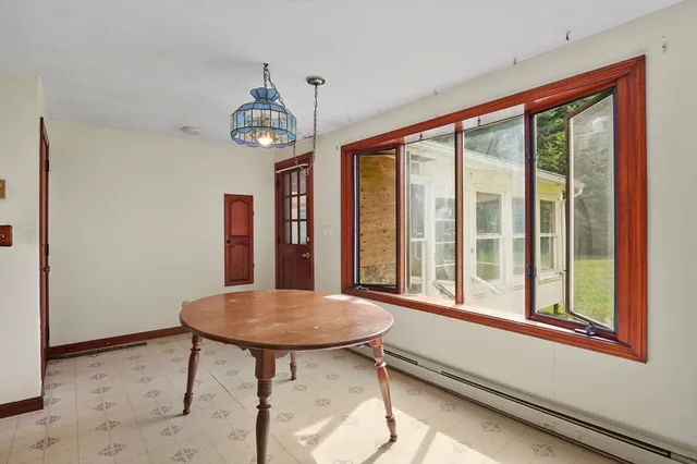 $699,900 | 313 Gulf Street, Shrewsbury, MA 01545