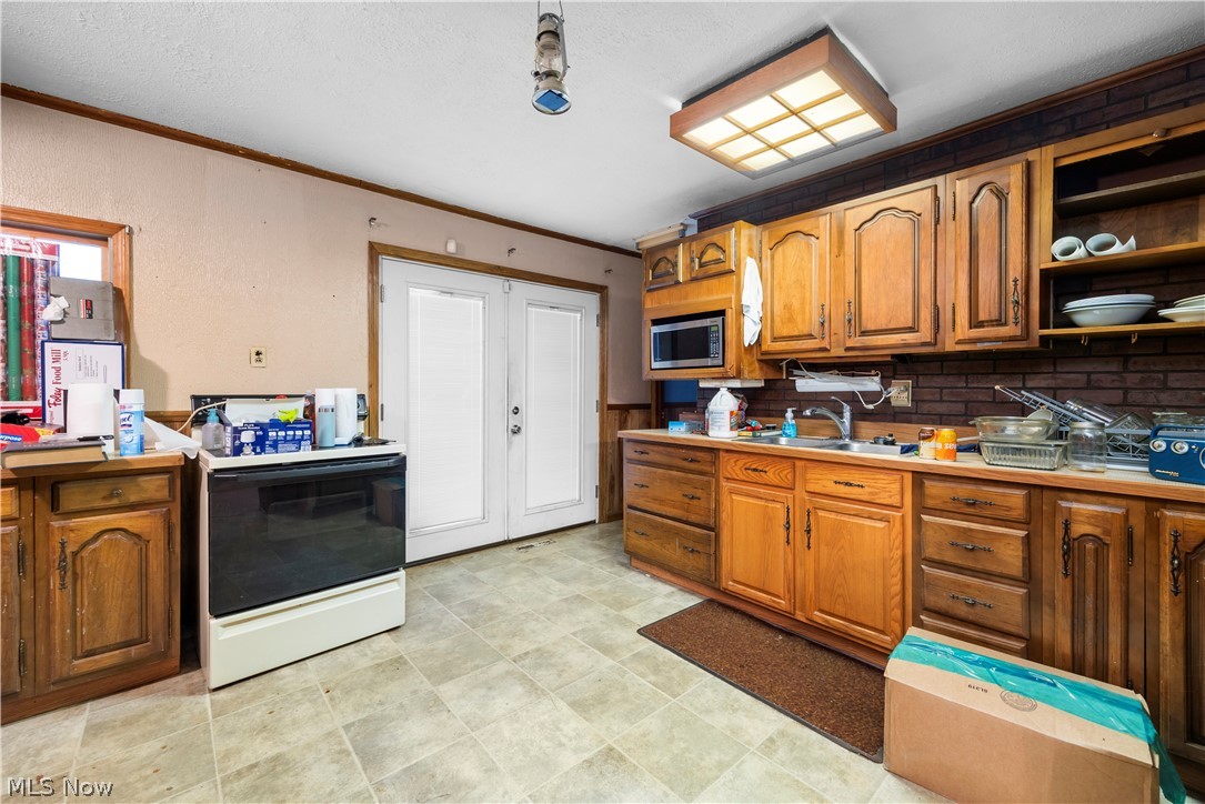 14307 Darrow Road Vermilion, OH 44089 - Photo 10 of 35