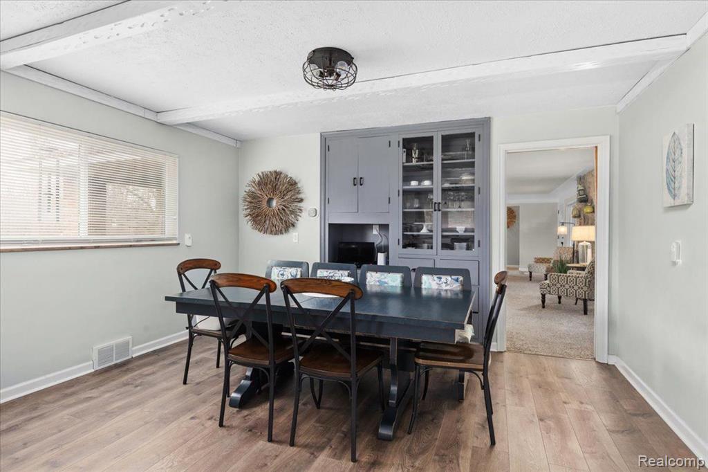 1933 John R Road Rochester Hills, MI 48307 - Photo 28 of 60