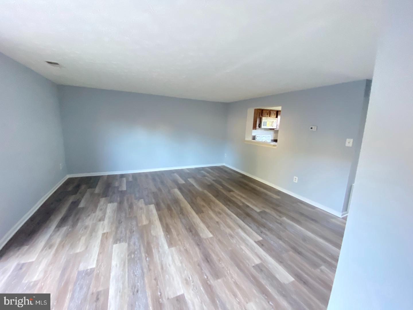 6963 Villa-Del-Rey Court Springfield, VA 22150 - Photo 6 of 10