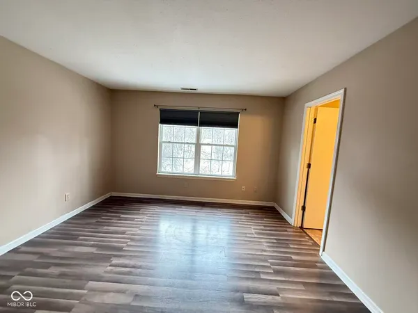 $1,800 | 7006 Long Run Drive, Indianapolis, IN 46268